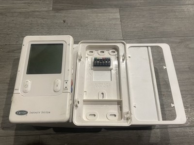 Carrier Infinity SYSTXCCUID01-B Digital Programmable Thermostat