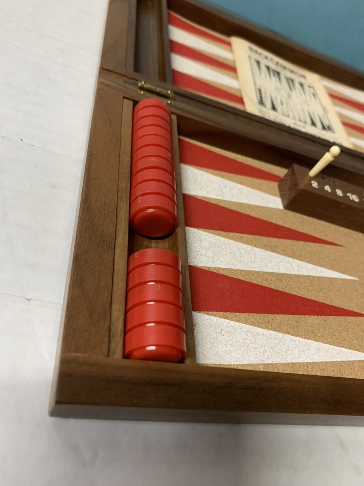 Vintage DRUEKE Magnetic BACKGAMMON Set #8000 w/box-NO DICE! -VERY RARE! - Image 2 of 4