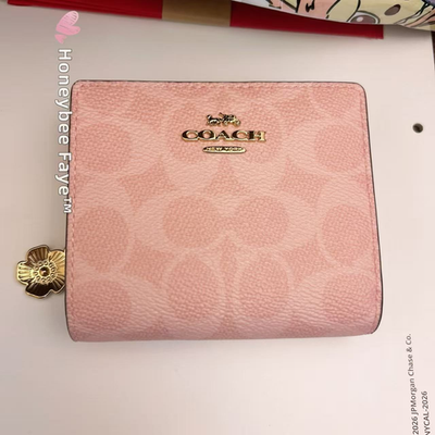 NWT COACH CEC34 Snap Wallet In Signature Canvas With Charm Powder