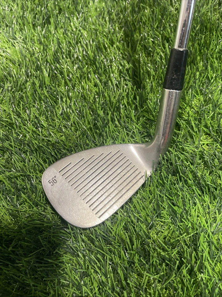 MacGregor Sand Wedge SW Grass-N-Sand System 56° RH 35.5" Apollo Multiflex UPC84 - Image 2 of 4