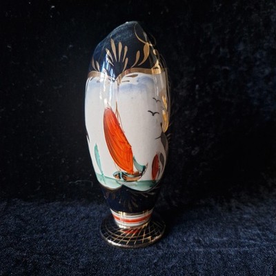 Auffällige Vintage H. Bequet Quaregnon Belgien schwarze Keramik Vase ''Dhow Boat''