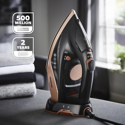 Geepas Dampfbügeleisen 2200W Keramik Sohlenplatte Trocken/Dampfbügeleisen selbstreinigend 350ML schwarz