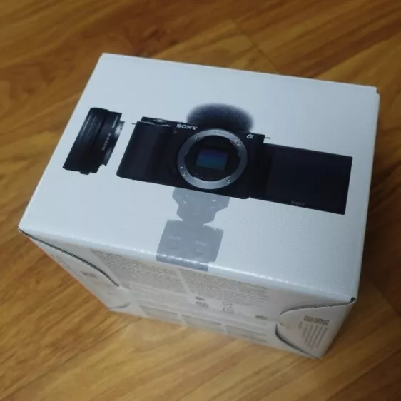 Sony Alpha ZV-E10 Kit 16-50mm F3.5-5.6 OSS Lens V-LOG Digital