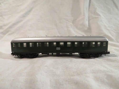 ESF-33286	Arnold Spur N Personenwagen DB, sehr guter Zustand | Zustand: Gebraucht