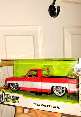 Jada Toy Just Trucks 1:24 Scale 1985 Chevrolet C10 Model Red