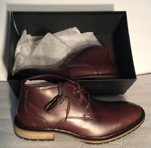 burgundy chukka boots
