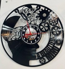 orologio in vinile .A BEAUTIFUL MIND. Realizzato per una laurea in psicologia.