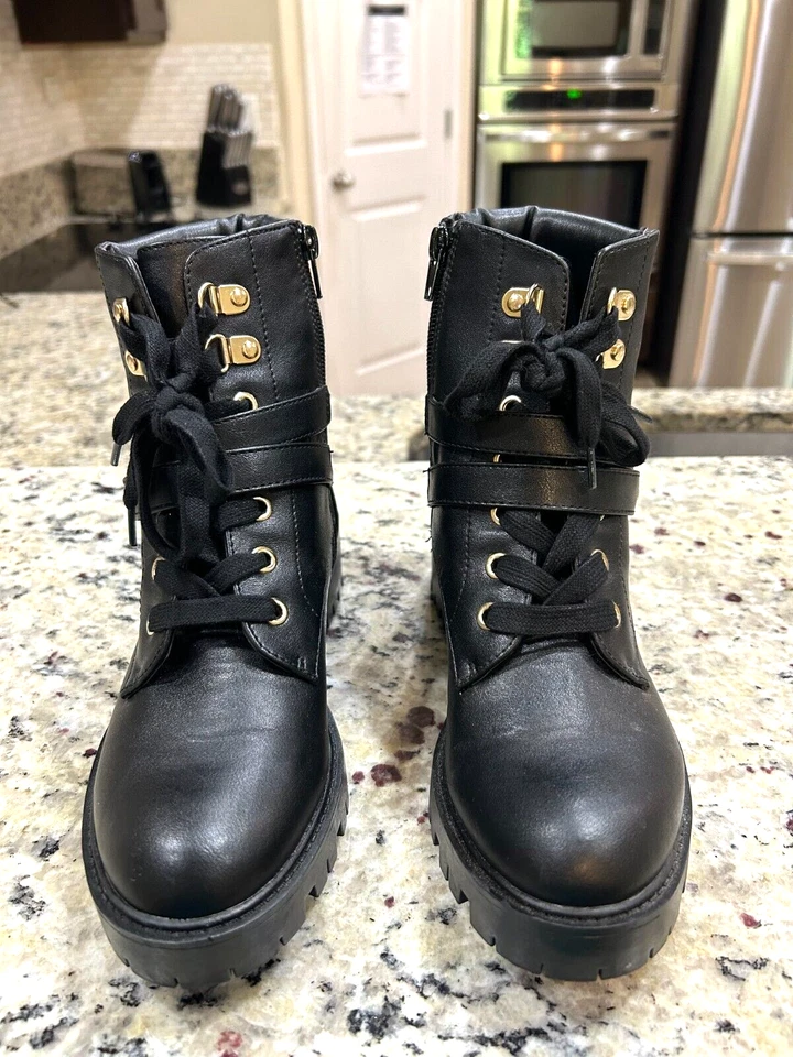 Rachel Zoe Millie Bota de Combate Negra Cadena Acento Cremallera Lateral Para Mujer Talla 6M Foto 2 de 4