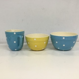 Diana Spotted Mixing Bowls and Jug (42) # 400