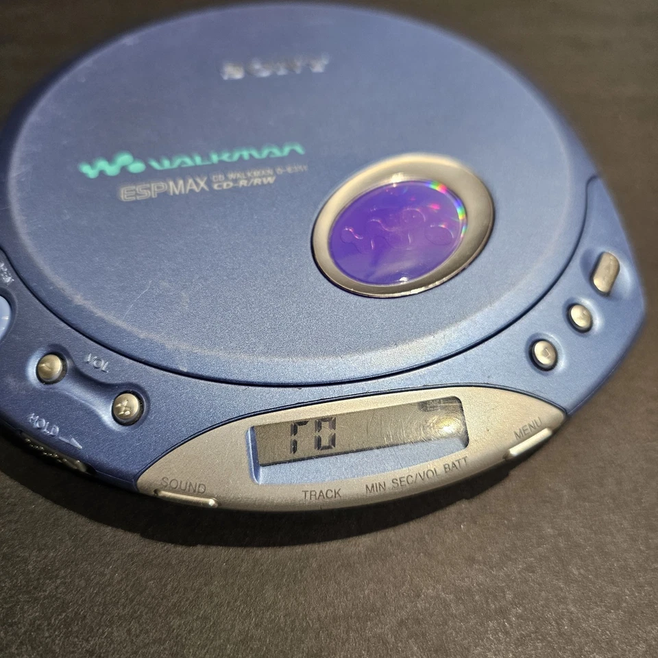 Reproductor de CD portátil Sony Walkman D-E351 ESP MAX CD RW azul PROBADO - problema de pantalla Foto 3 de 4