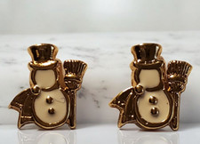 Vintage Avon Snowman Christmas Enamel Gold Tone Petite Stud Pierced Earrings