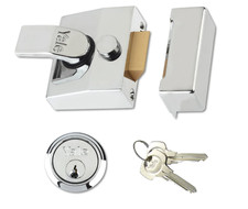 Yale High Security Deadlocking Nightlatch 40mm Backset Chrome P-85-CH-CH-40