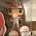 Funko Pop! Exclusive MLB Eugenio Suárez Cincinnati Reds #30 Great American Ball.