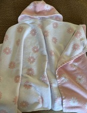 Pottery Barn Kids Toddler Hooded Towel Pink  White Floral 100 Cotton