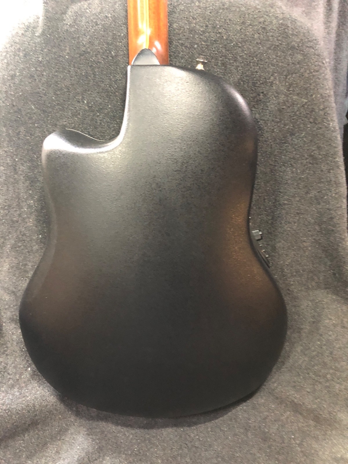 Ovation 1771 LX Pro Series (Cutaway)