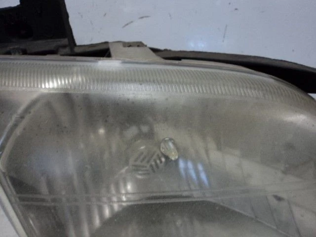 97 98 99 00 01 02 03 04 05 FARO PASAJERO DERECHO CHEVY VENTURE 79124 Foto 2 de 4