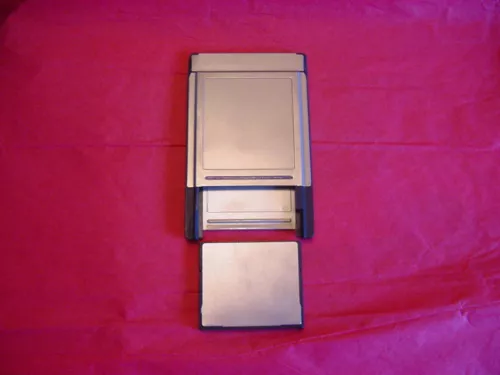 2GB  Flash Memory Card  CF CompactFlash + PCMCIA Adapter 