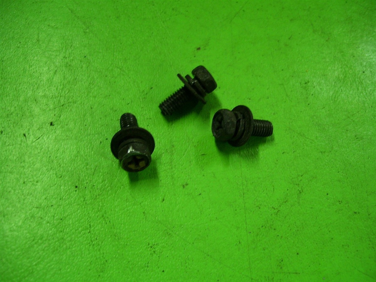 91 Nissan 300zx Z32 Automatic Transmission SENSOR switch MOUNTING