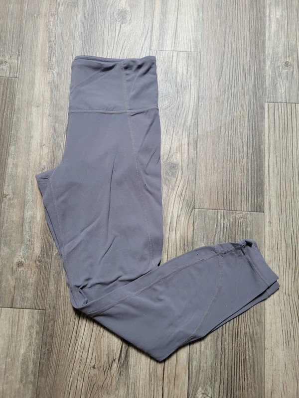 athleta stash pocket altitude tight gym yoga workout leggings