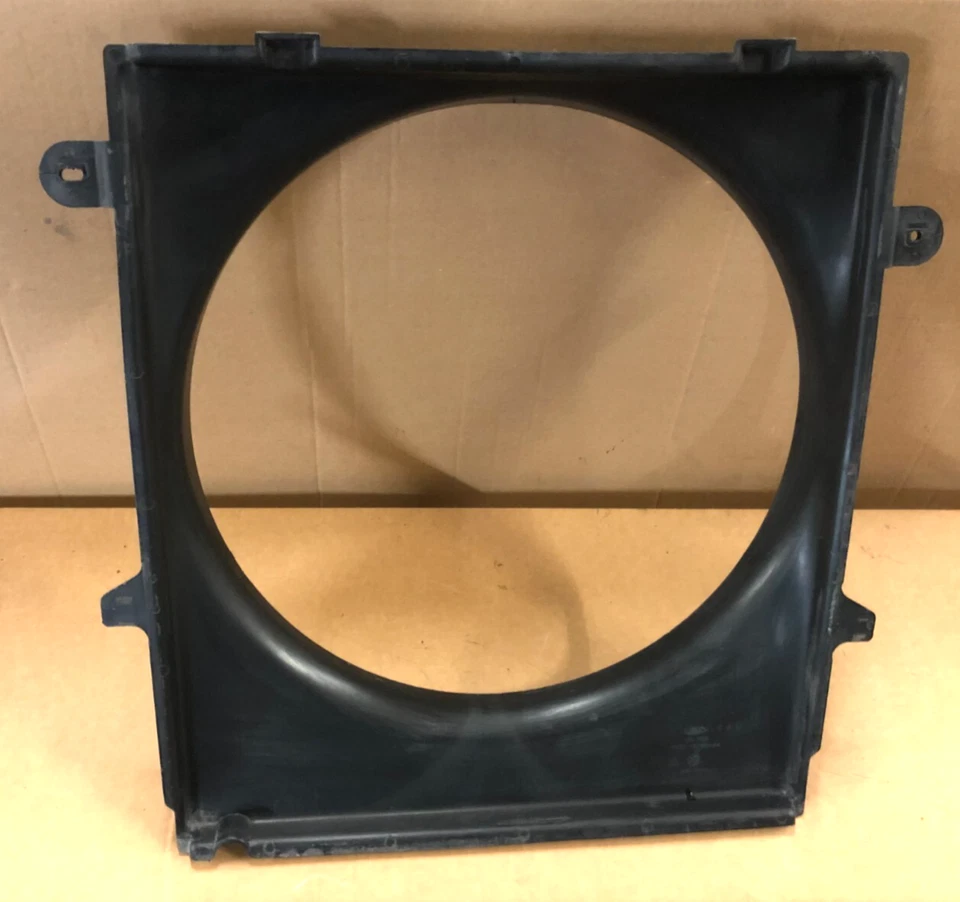 Cubierta del ventilador Ford Ranger 2001 2002 4,0 L Foto 3 de 3