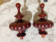 Gründerzeit-Buffet -  Schrank - Anrichte  Nußbaum  Zierteil  Holz Zapfen  1880