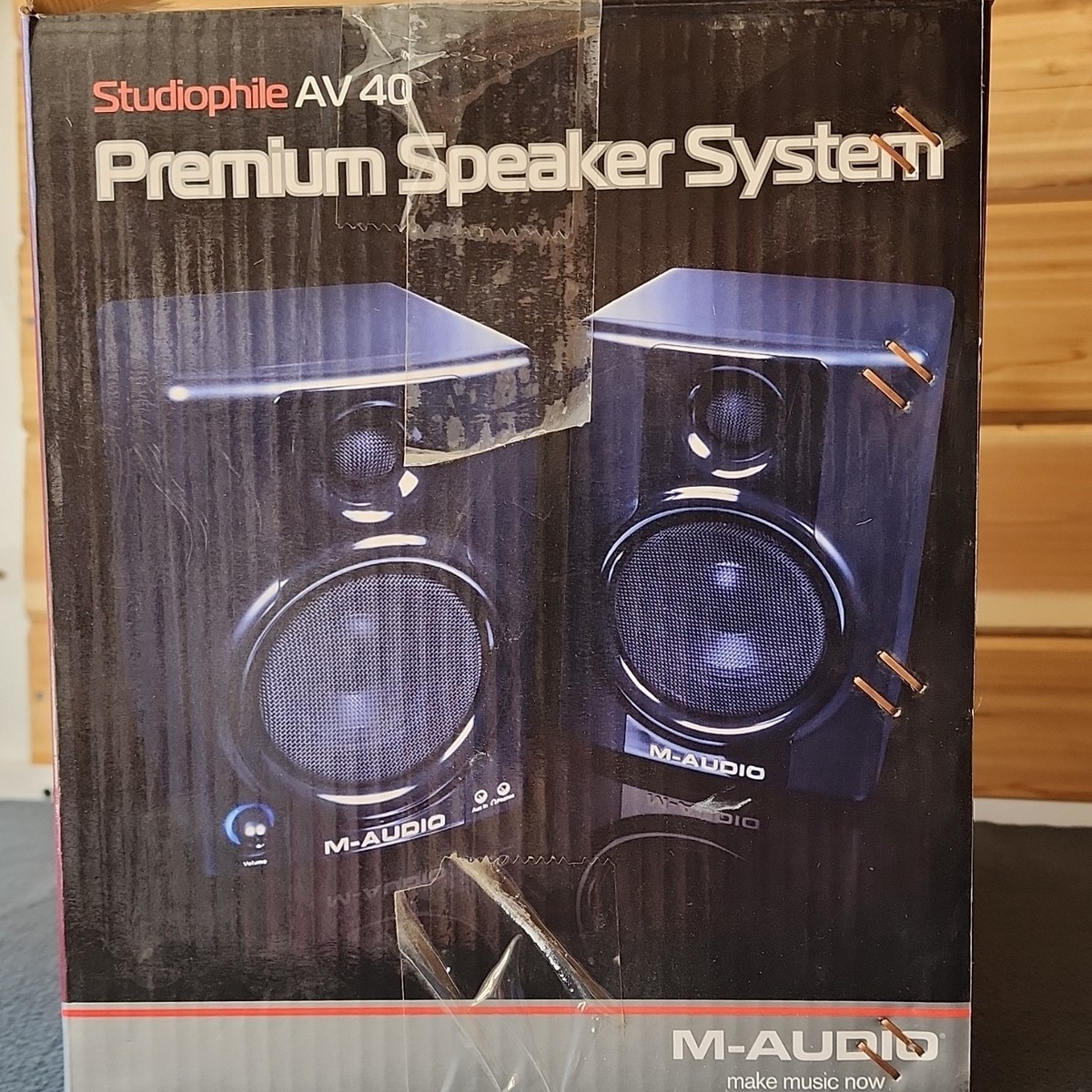 Paire D'enceintes Monitoring M-Audio AV 40 - Actives, Filaires - Occasion