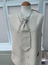 Hauptfutter Mans Wedding Waistcoat Tie  Hanky cream  gold L size 44
