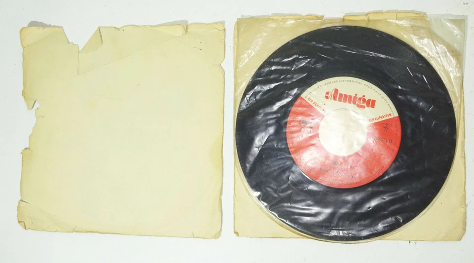 Amiga 450471 Single The Beatles Sweet Georgia Brown / Why  ! - Bild 2 von 4