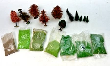 Hobby Train Landscape Pieces - Lot of 18