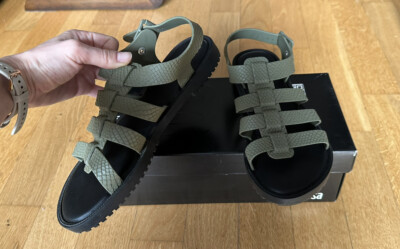 Melissa Flox Snake Sandals - Khaki Contrast