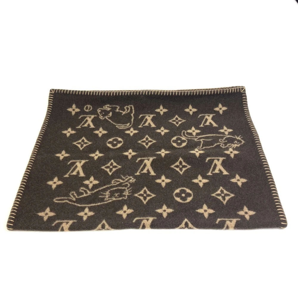 vuitton monogram blanket