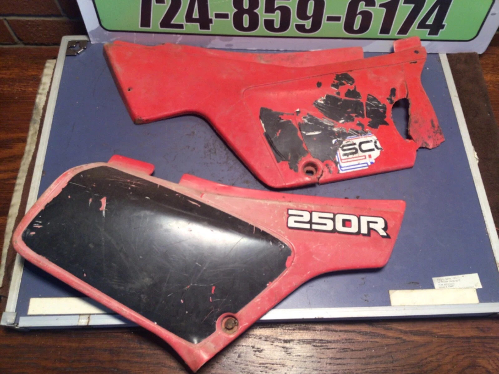 1984 Honda XL250 XL 250 R OEM Right Side Cover Panel Fairing Plastic