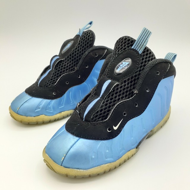 black and gold foamposites kids