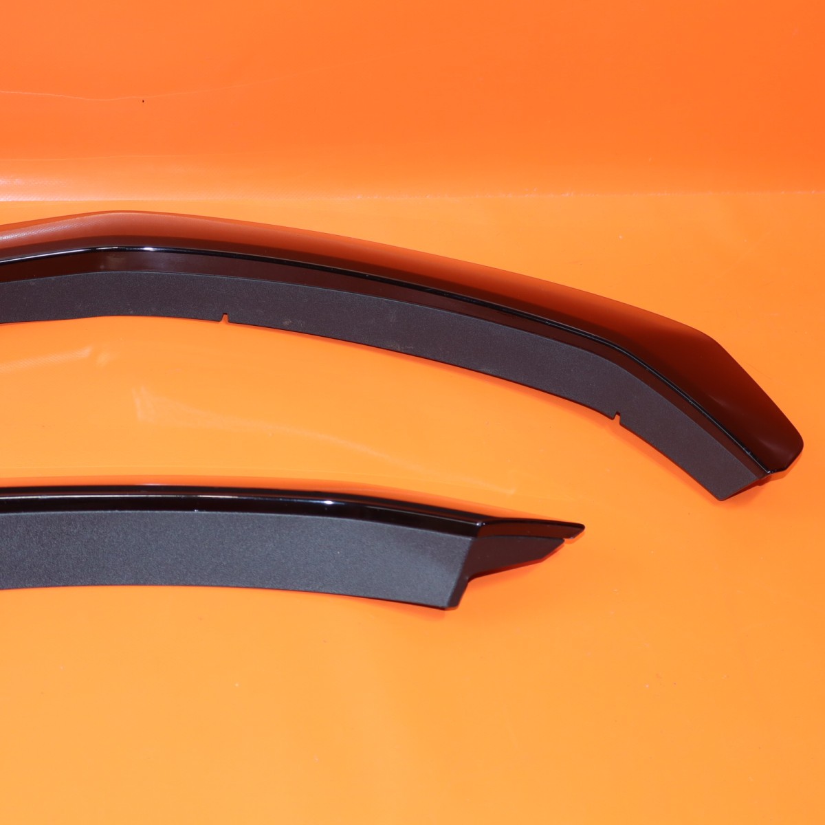LAMBORGHINI URUS WHEEL ARCH COVER LEFT REAR 2019 2020 2021 2022 2023 4ML853817K