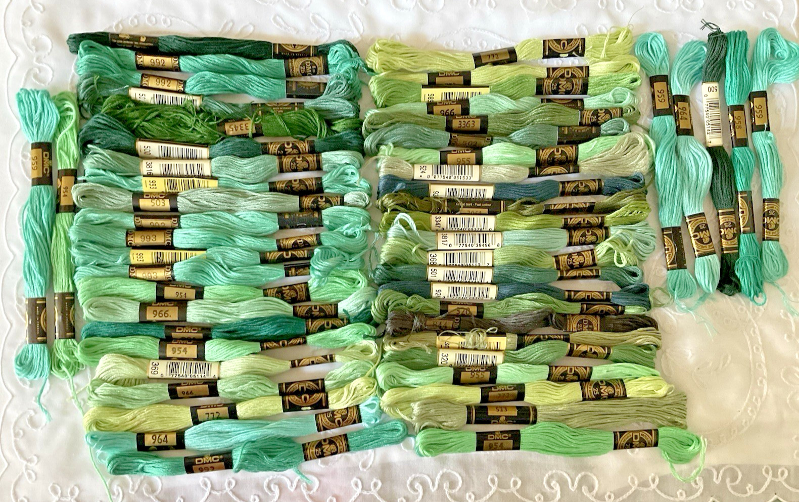 Thread Lot Of 52 Asst Turquoise And Greens