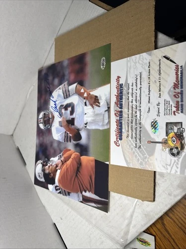 DAN MARINO Signed 8x10 Photo DOLPHINS, COA