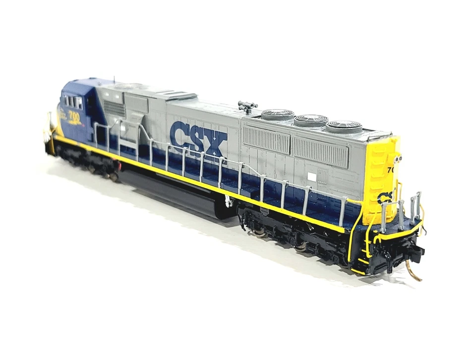 Overland OMI CSX EMD SD70MAC CSX Transportation #700 N Brass Model #2849.2 - Image 4 of 4