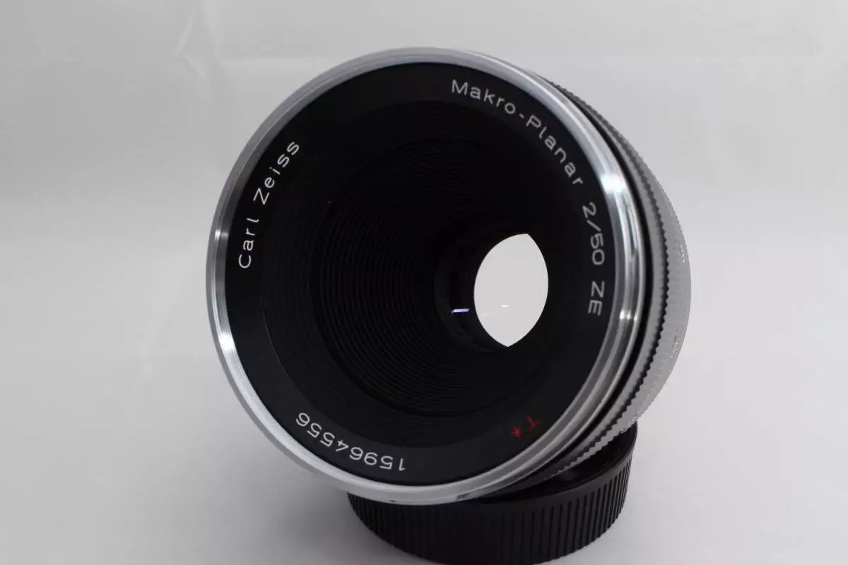 Carl Zeiss Makro-Planar T* 2/50 ZE (Canon EF) Carl Zeiss Macro Planar 50mm  F2 18