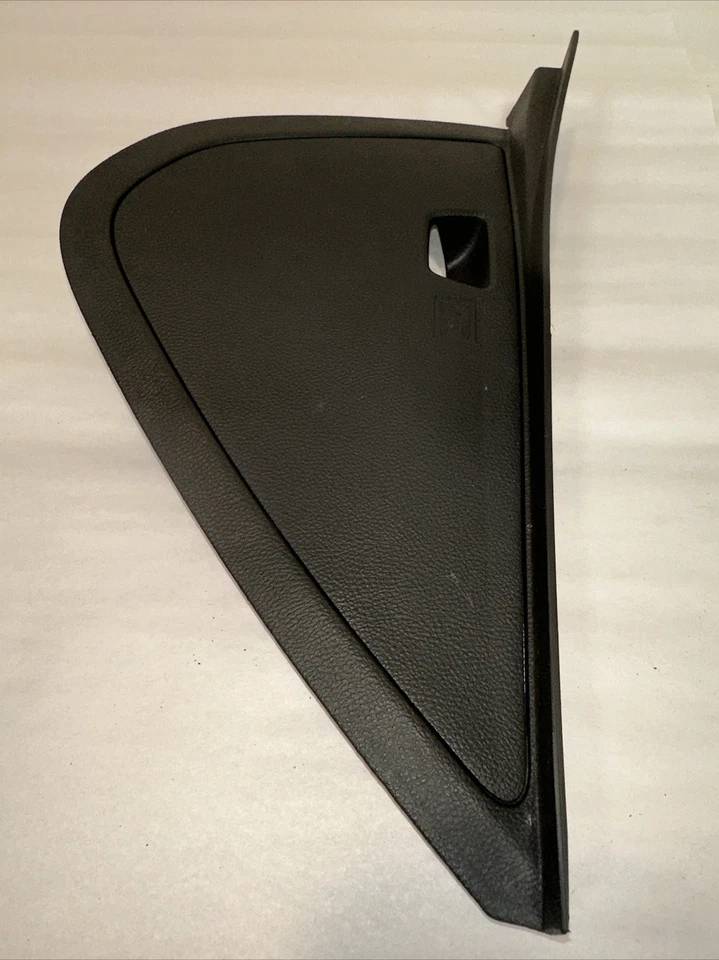 Salpicadero derecho Chevrolet Volt 2011-2015 bisel N OEM Foto 2 de 4