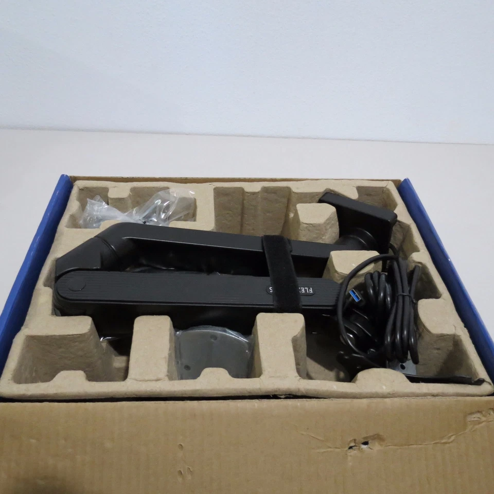 FLEXIMOUNTS F9 Desk Mount for 10"-30" Computer Monitor w/ Swing Monitor arm   - Image 2 of 3