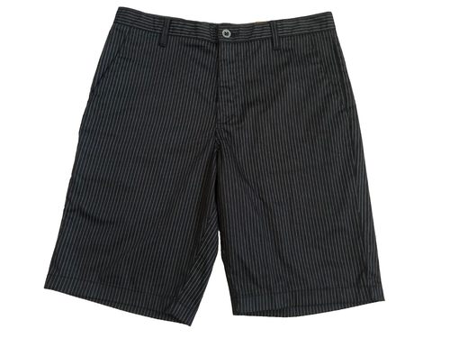 Canyon River Blues Gr. 36 Shorts schwarz gestreift vorne flach entspannte Passform Herren