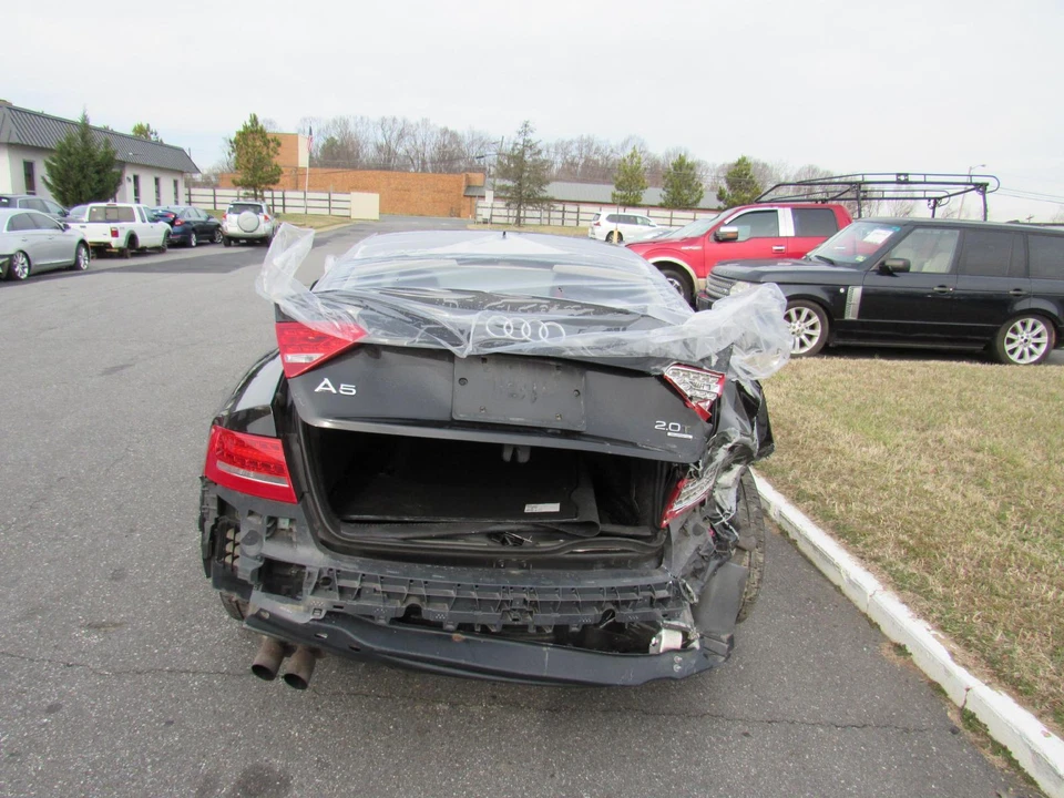 Capô 08 09 10 11 12 Audi A5 - Imagem 3 de 4