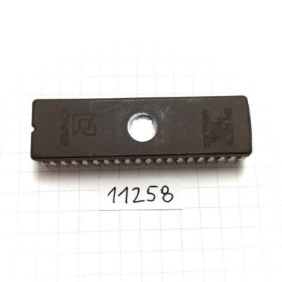Mémoire EPROM NEC D27C1024D-15 - 1 Mbit, 150ns, Boîtier Céramique DIL40 - Neuf Pour Rétro Ou Industrie