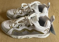 Rip It Future Volleyball Shoes womens Size 8  white & gold New! sneakers