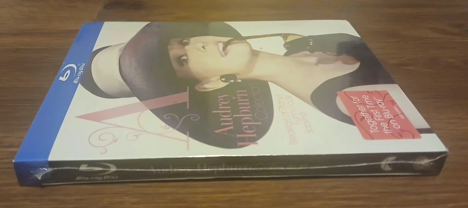 Audrey Hepburn Collection 3 Blu-ray Set - Tiffany’s Sabrina Funny Face - SEALED Foto 2 de 4