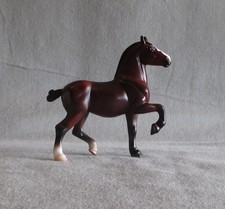 Breyer Stablemates # 6058 Brabant dark bay - Deluxe Horse Collection Belgian G3