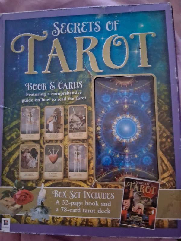 Secrets of Tarot  Complete Deck Cards Set & Guide Book Boxed Set Cool 