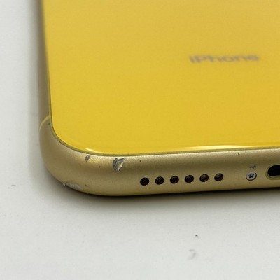 Apple iPhone XR - 64GB - Yellow (Unlocked) - CRACKED SCREEN & BACK