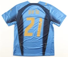 Andrea Pirlo Signed Italy Jersey (Beckett)