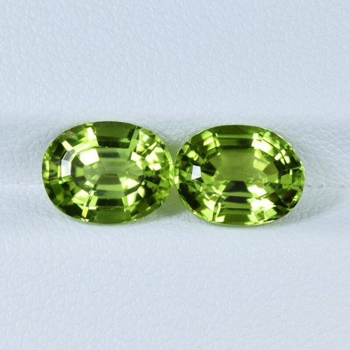 4.78 ct BEST GRADE LUSTUR NICE GREEN / NATURAL PERIDOT - Oval Pair Video !!!